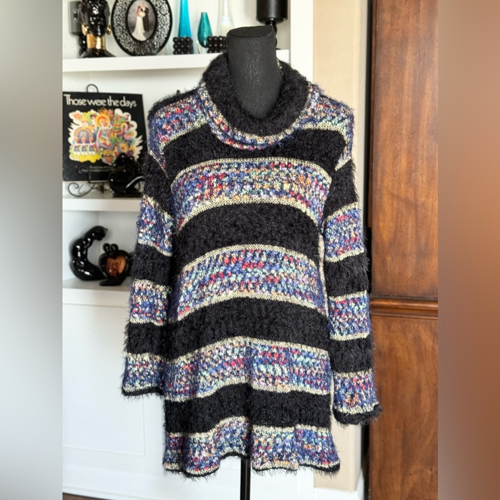 New Directions Fuzzy Striped Tunic Sweater‎